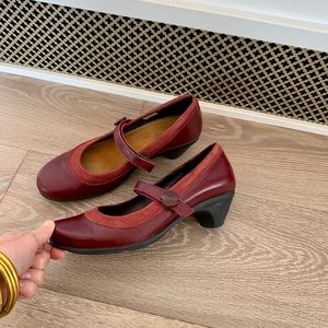 NAOT Avantgarde Trendy Mary Jane. Great condition.